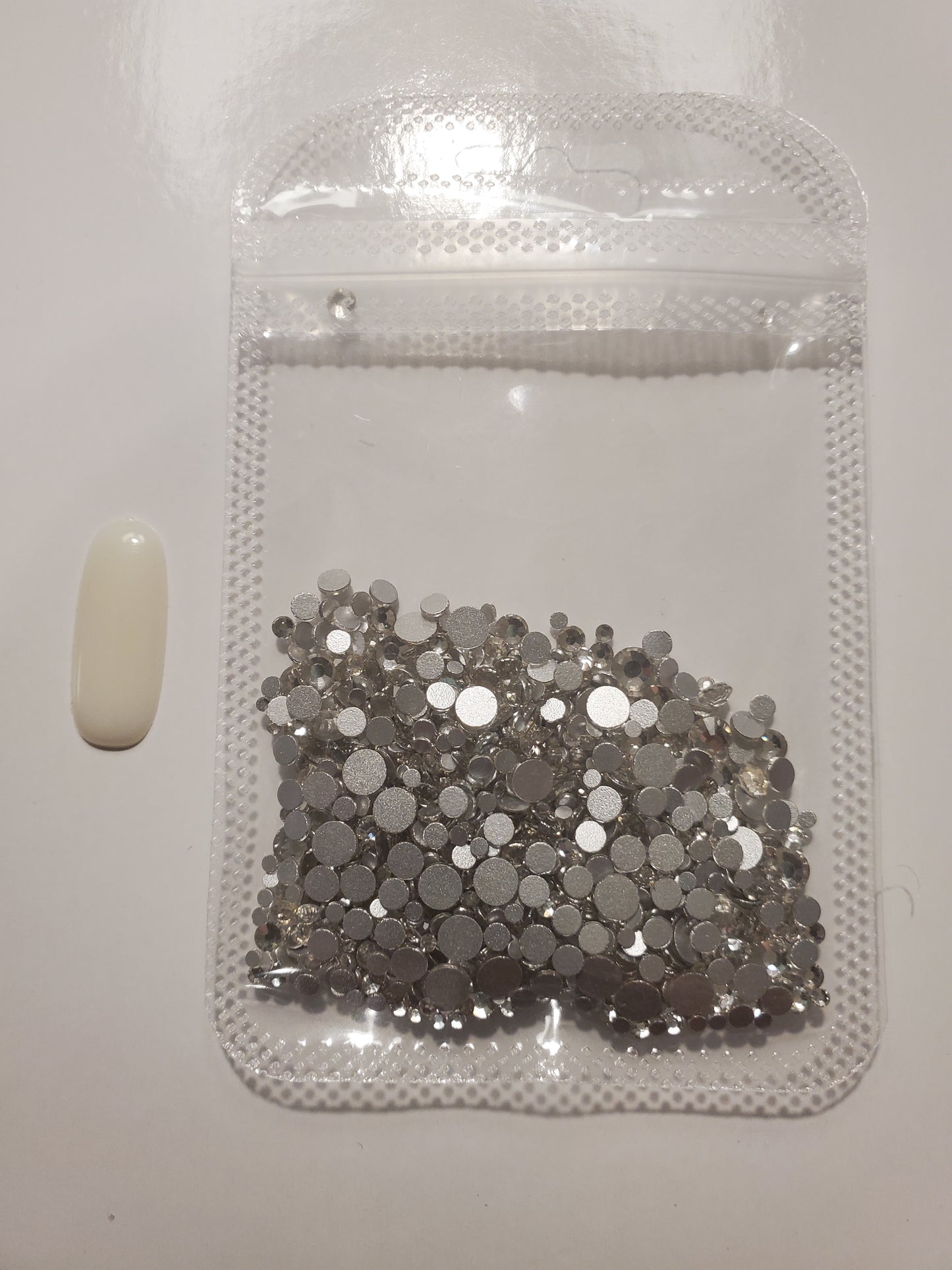 Round Flatback Mixed Size Rhinestones