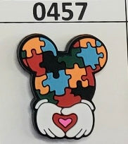 0457-  Puzzle Mickey Focal Bead