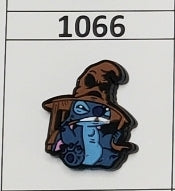 1066- Blue Guy Hat Focal Bead