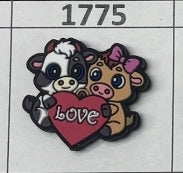 1775- MooMoo Love Focal Bead