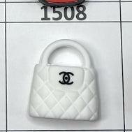 1508- 3D White CupCake Purse Focal Bead
