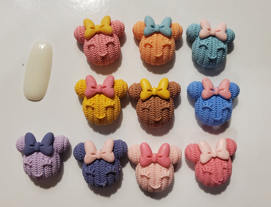 Knitted Mouse